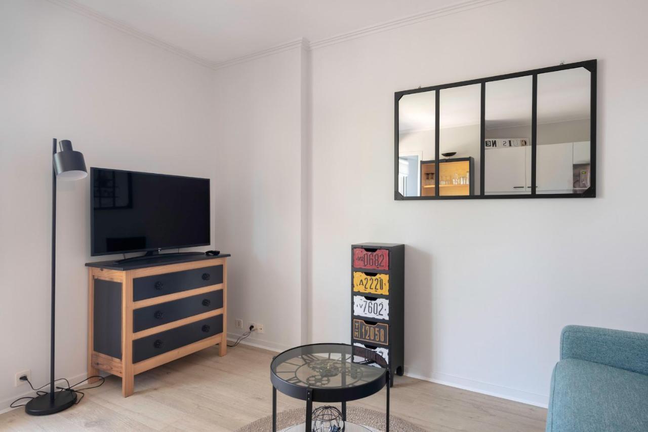 Appartement Pour 4 Avec Balcon - Centre-Ville Ла-Боль-Эскублак Экстерьер фото