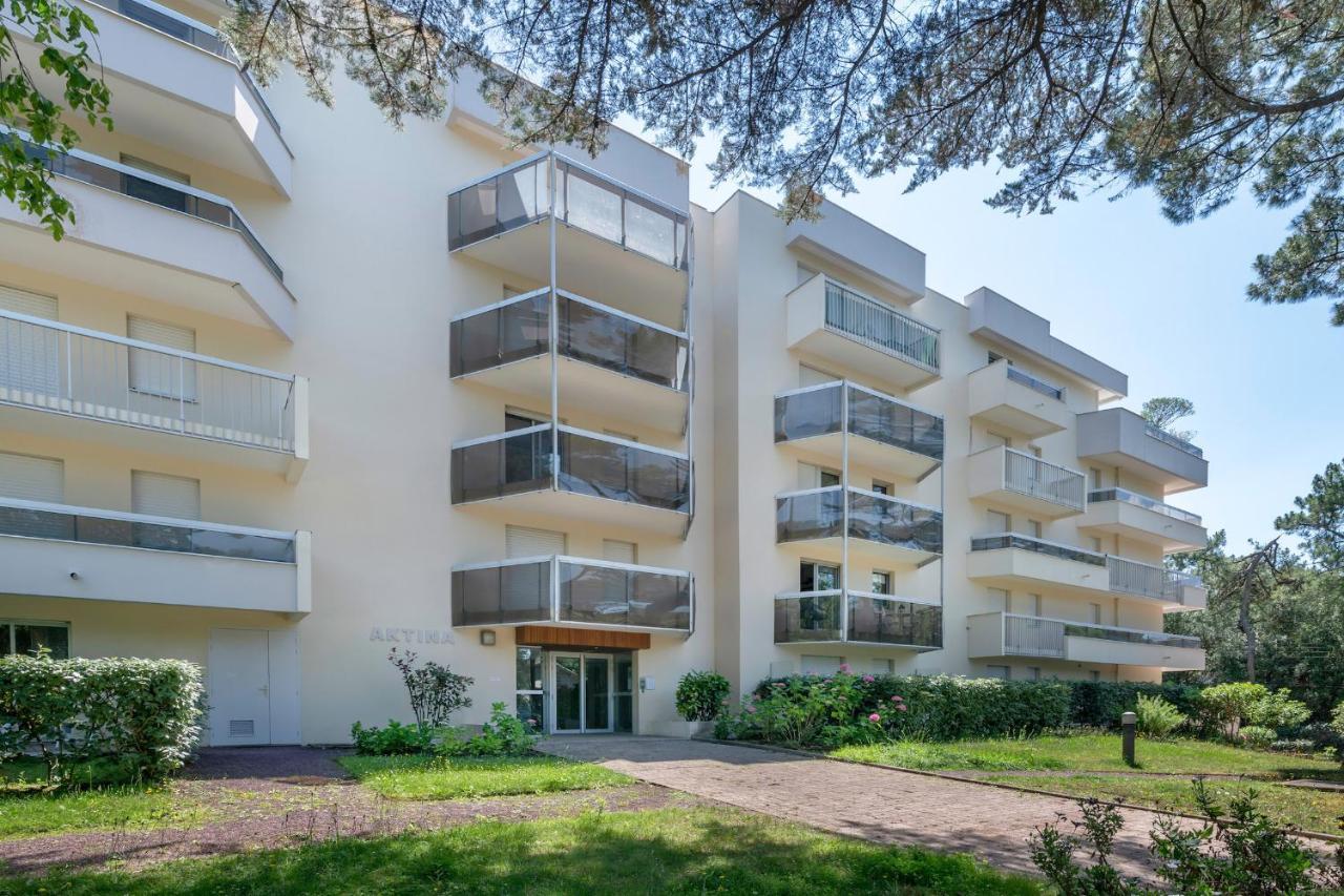 Appartement Pour 4 Avec Balcon - Centre-Ville Ла-Боль-Эскублак Экстерьер фото